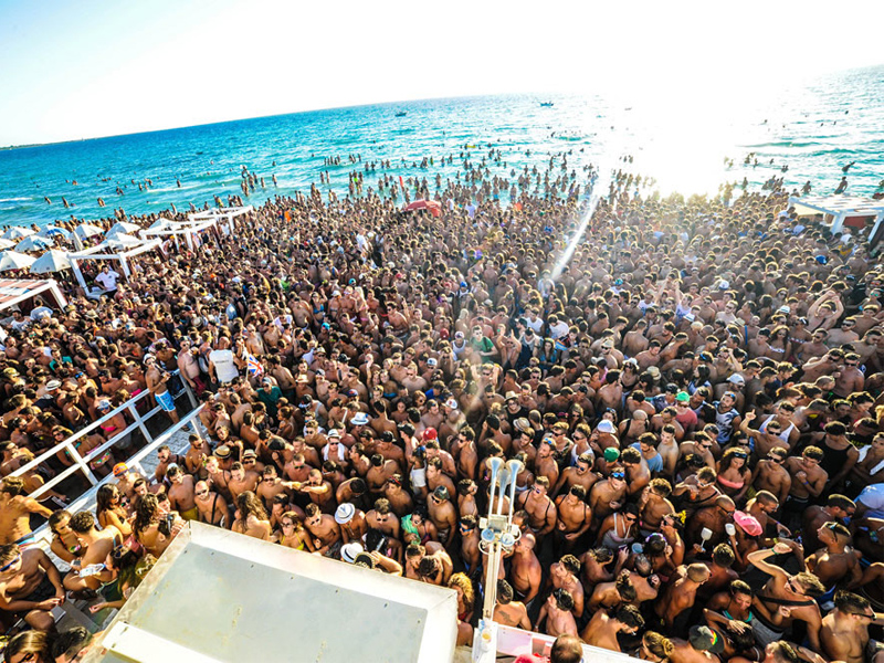 beachparty Marbella Puerto Banús